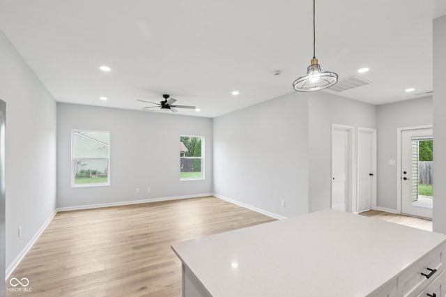 8355 Fieldfare Way, Indianapolis, IN 46237