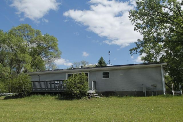 W5400 Buffalo Drive, Montello, WI 53949