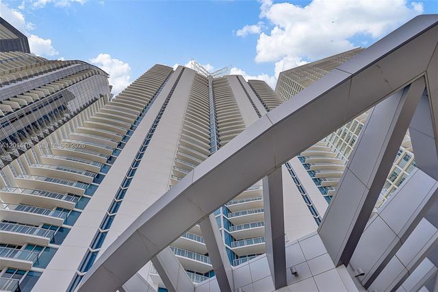 17001 Collins Avenue 1006, Sunny Isles Beach, FL 33160
