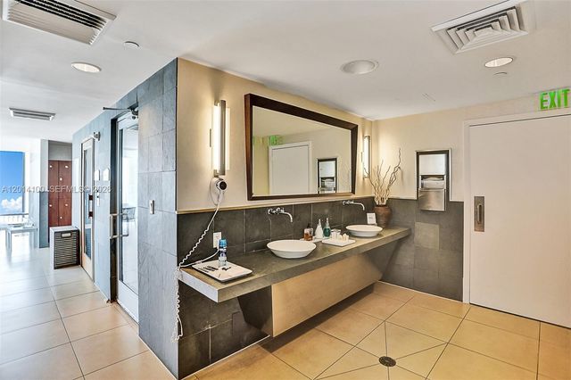 17001 Collins Avenue 1006, Sunny Isles Beach, FL 33160