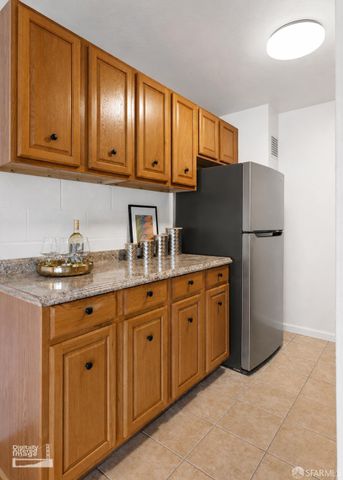 30 Quickstep Lane 2, San Francisco, CA 94115