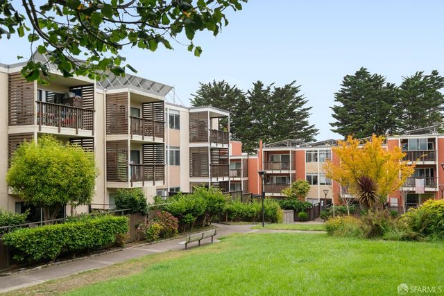 30 Quickstep Lane 2, San Francisco, CA 94115