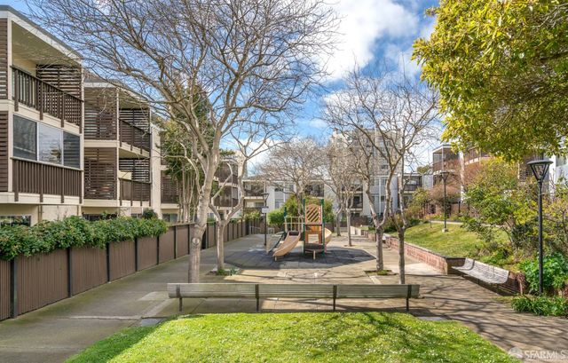 30 Quickstep Lane 2, San Francisco, CA 94115