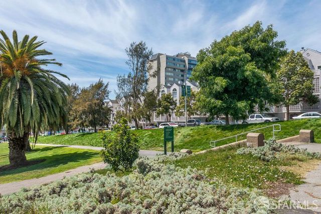 30 Quickstep Lane 2, San Francisco, CA 94115