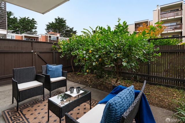 30 Quickstep Lane 2, San Francisco, CA 94115