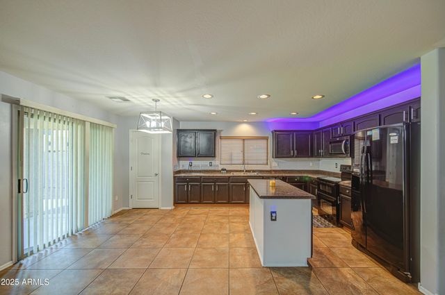 10817 W PIERSON Street, Phoenix, AZ 85037