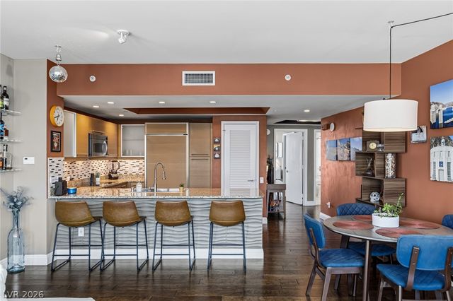 222 Karen Avenue 2701, Las Vegas, NV 89109