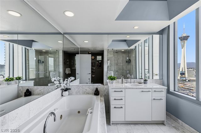 222 Karen Avenue 2701, Las Vegas, NV 89109