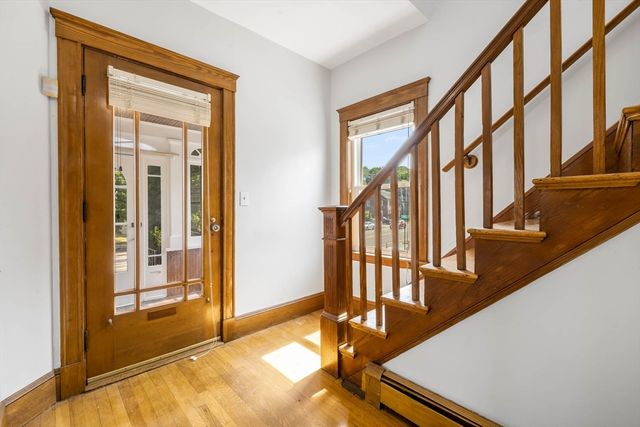 616 Adams St, Quincy, MA 02169
