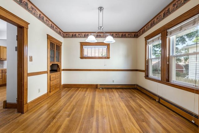 616 Adams St, Quincy, MA 02169