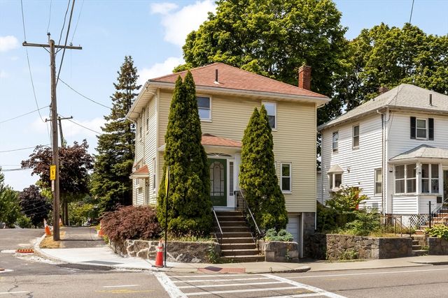 616 Adams St, Quincy, MA 02169