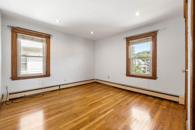616 Adams St, Quincy, MA 02169