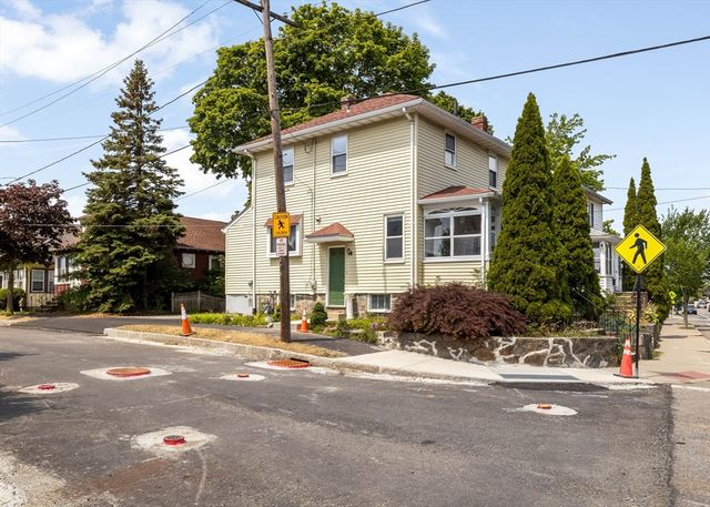 616 Adams St, Quincy, MA 02169