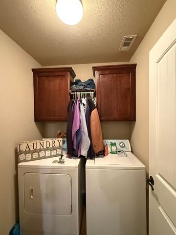 200 Honeysuckle Street, Alma, AR 72921