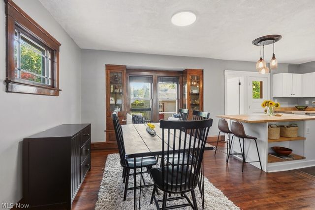 1605 Warren Road, Lakewood, OH 44107