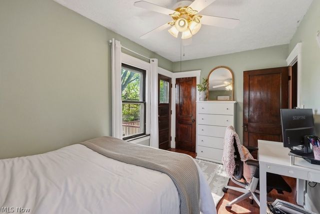 1605 Warren Road, Lakewood, OH 44107
