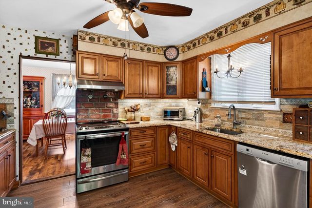 1201 CRANE DR, Cherry Hill, NJ 08003