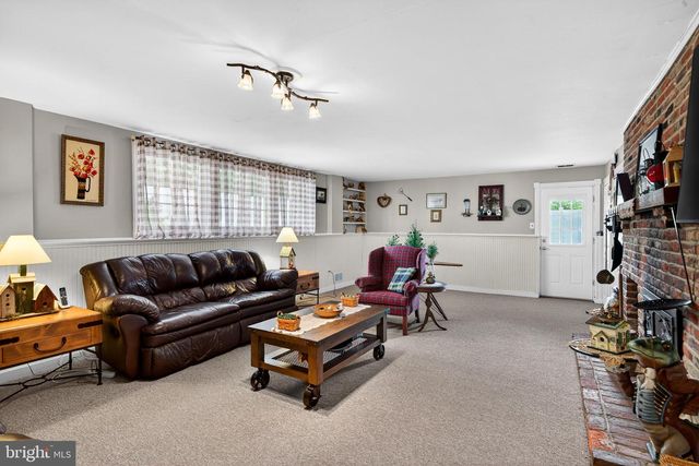 1201 CRANE DR, Cherry Hill, NJ 08003