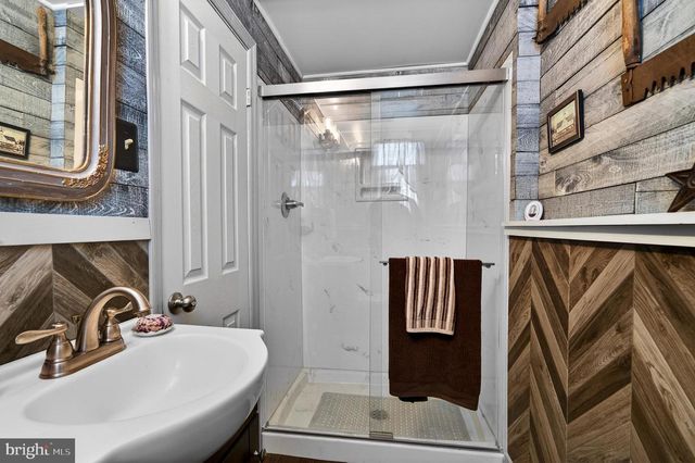 1201 CRANE DR, Cherry Hill, NJ 08003