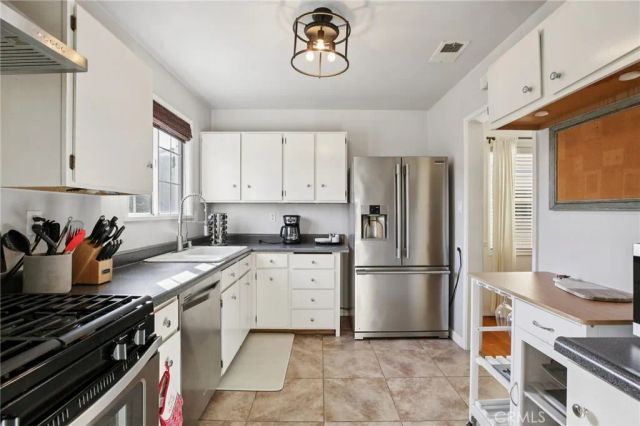 3728 Conquista, Long Beach, CA 90808