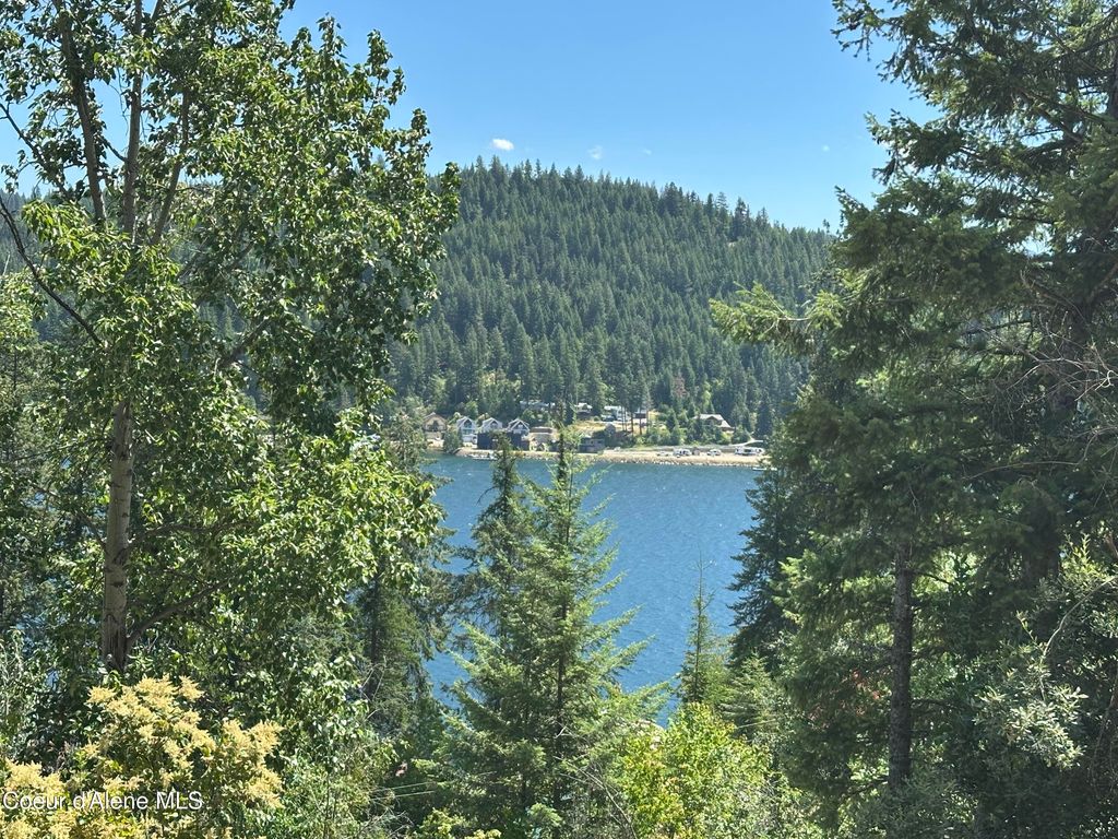 NKA Midas Dr, Sagle, ID 83860