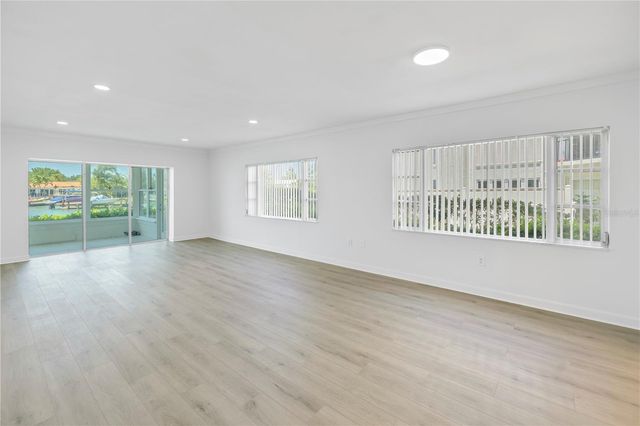 270 SKIFF POINT A5, Clearwater Beach, FL 33767