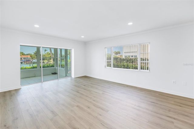 270 SKIFF POINT A5, Clearwater Beach, FL 33767