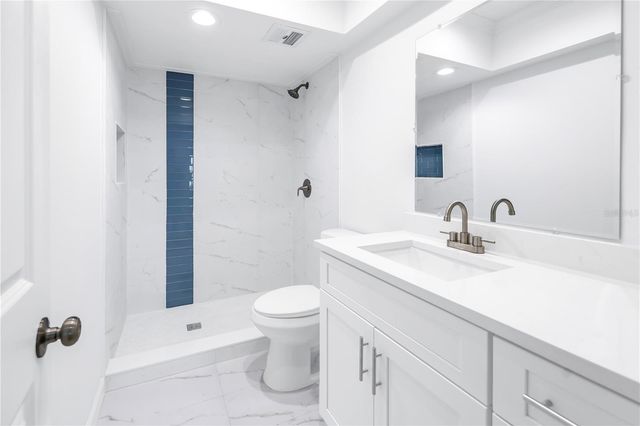 270 SKIFF POINT A5, Clearwater Beach, FL 33767