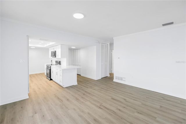 270 SKIFF POINT A5, Clearwater Beach, FL 33767