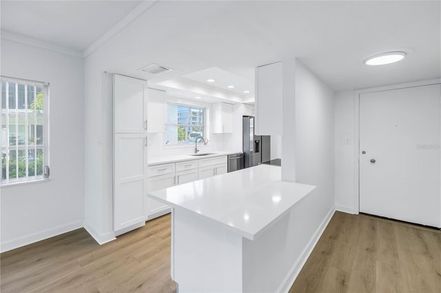 270 SKIFF POINT A5, Clearwater Beach, FL 33767