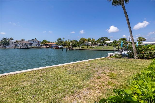 270 SKIFF POINT A5, Clearwater Beach, FL 33767