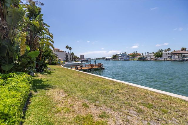 270 SKIFF POINT A5, Clearwater Beach, FL 33767