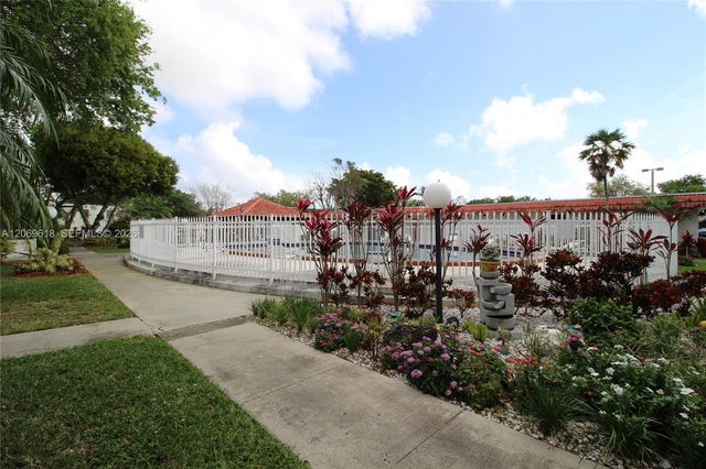 8701 SW 141st Street K6, Palmetto Bay, FL 33176