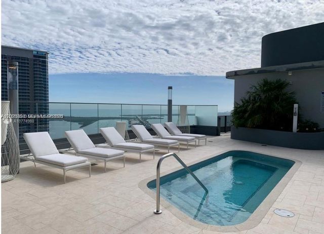 1000 Brickell Plz 3411, Miami, FL 33131