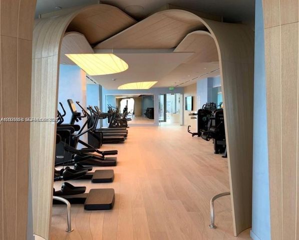 1000 Brickell Plz 3411, Miami, FL 33131