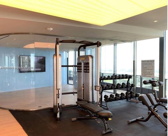 1000 Brickell Plz 3411, Miami, FL 33131