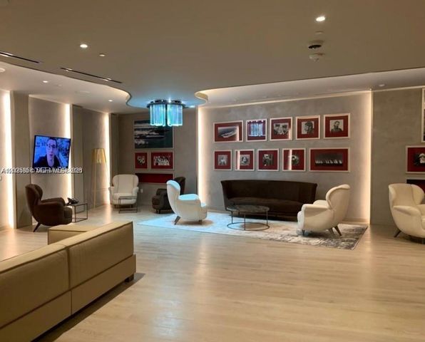 1000 Brickell Plz 3411, Miami, FL 33131
