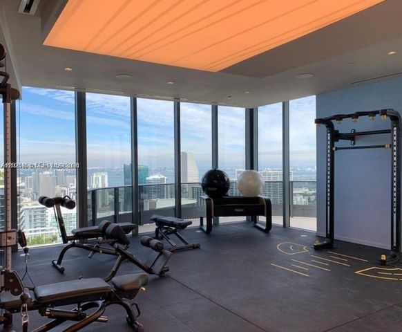 1000 Brickell Plz 3411, Miami, FL 33131
