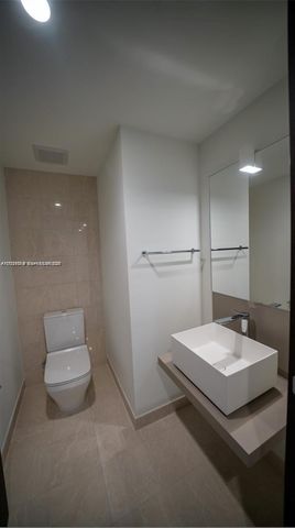 1000 Brickell Plz 3411, Miami, FL 33131