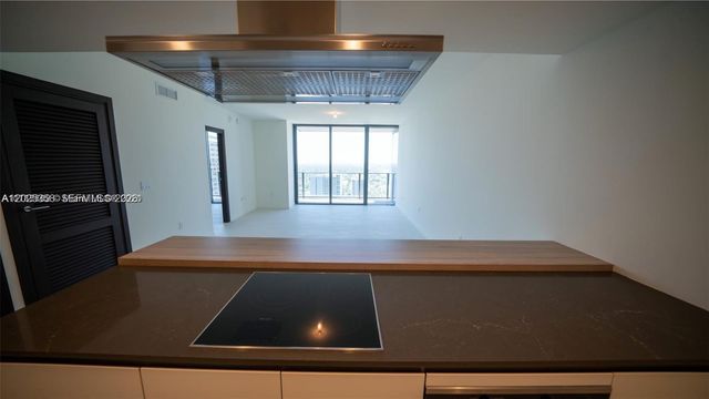1000 Brickell Plz 3411, Miami, FL 33131