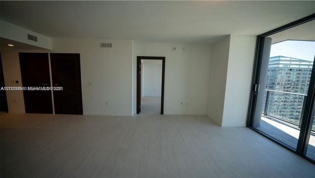 1000 Brickell Plz 3411, Miami, FL 33131