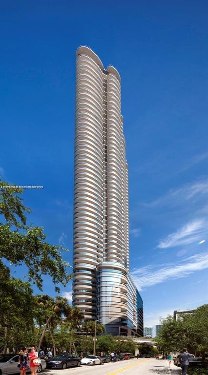 1000 Brickell Plz 3411, Miami, FL 33131