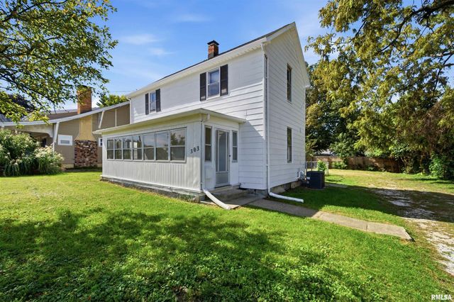 303 MCKINLEY Avenue, Bartonville, IL 61607
