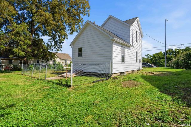 303 MCKINLEY Avenue, Bartonville, IL 61607