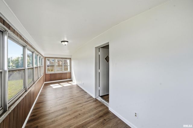 303 MCKINLEY Avenue, Bartonville, IL 61607