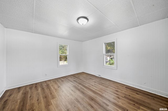 303 MCKINLEY Avenue, Bartonville, IL 61607