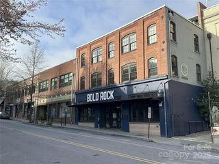 39 N Lexington Avenue, Asheville, NC 28801