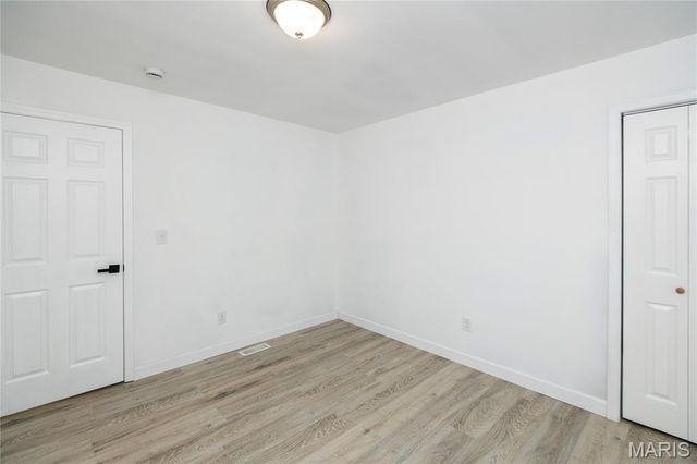 1402 Dammert Avenue, St Louis, MO 63125