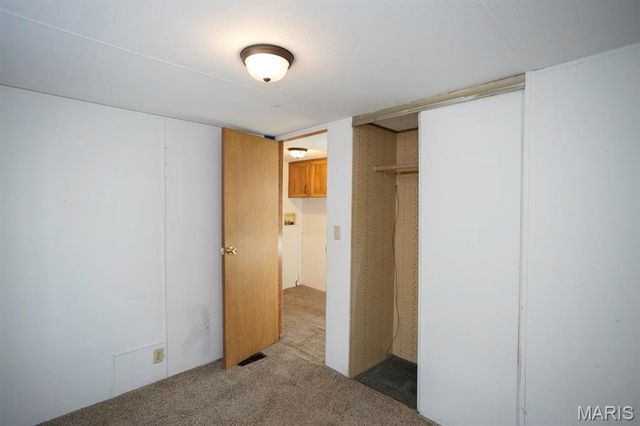 115 Foxworth Avenue, St Robert, MO 65584