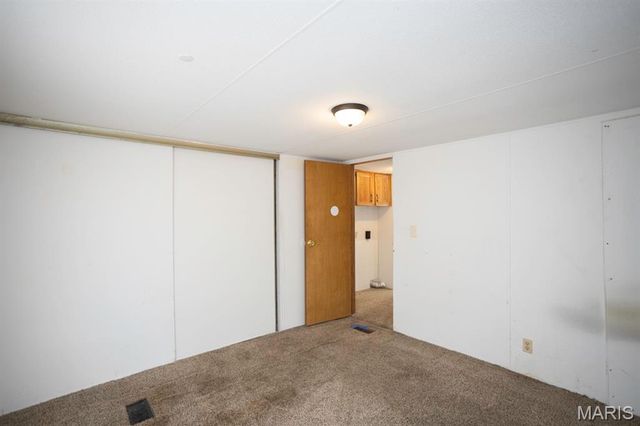 115 Foxworth Avenue, St Robert, MO 65584